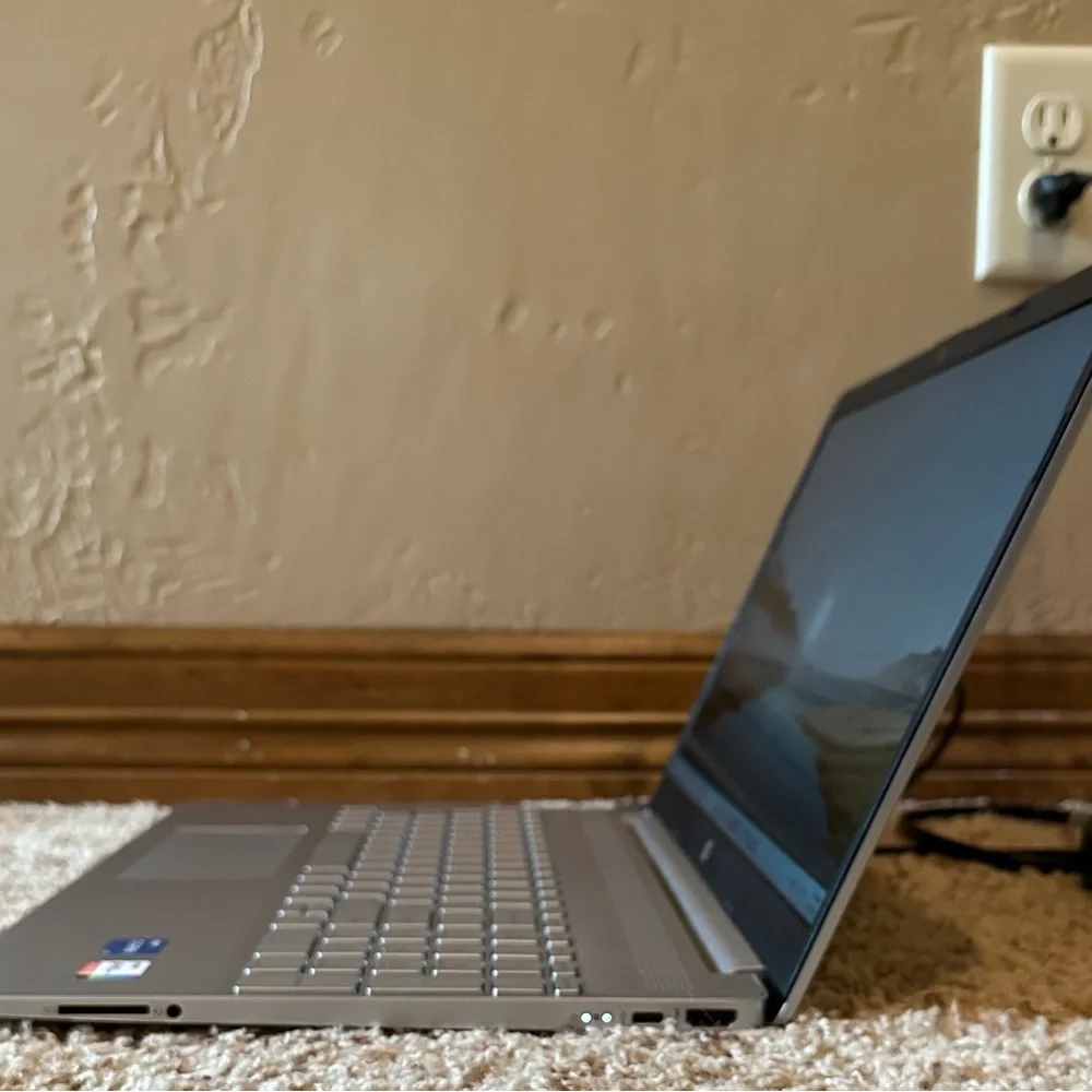 HP 15.6